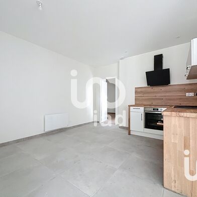 Appartement 3 pièces 237900 €