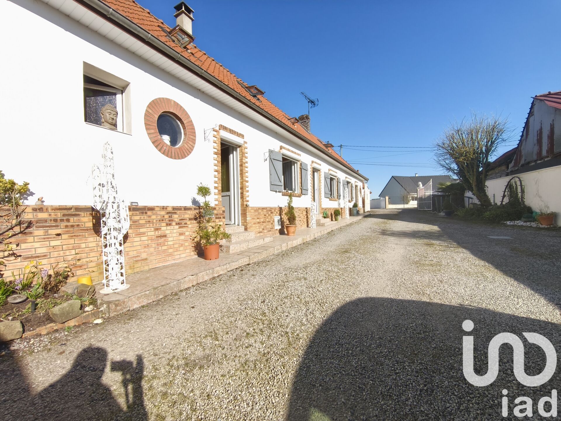 Maintenay - 227m² - 11p.