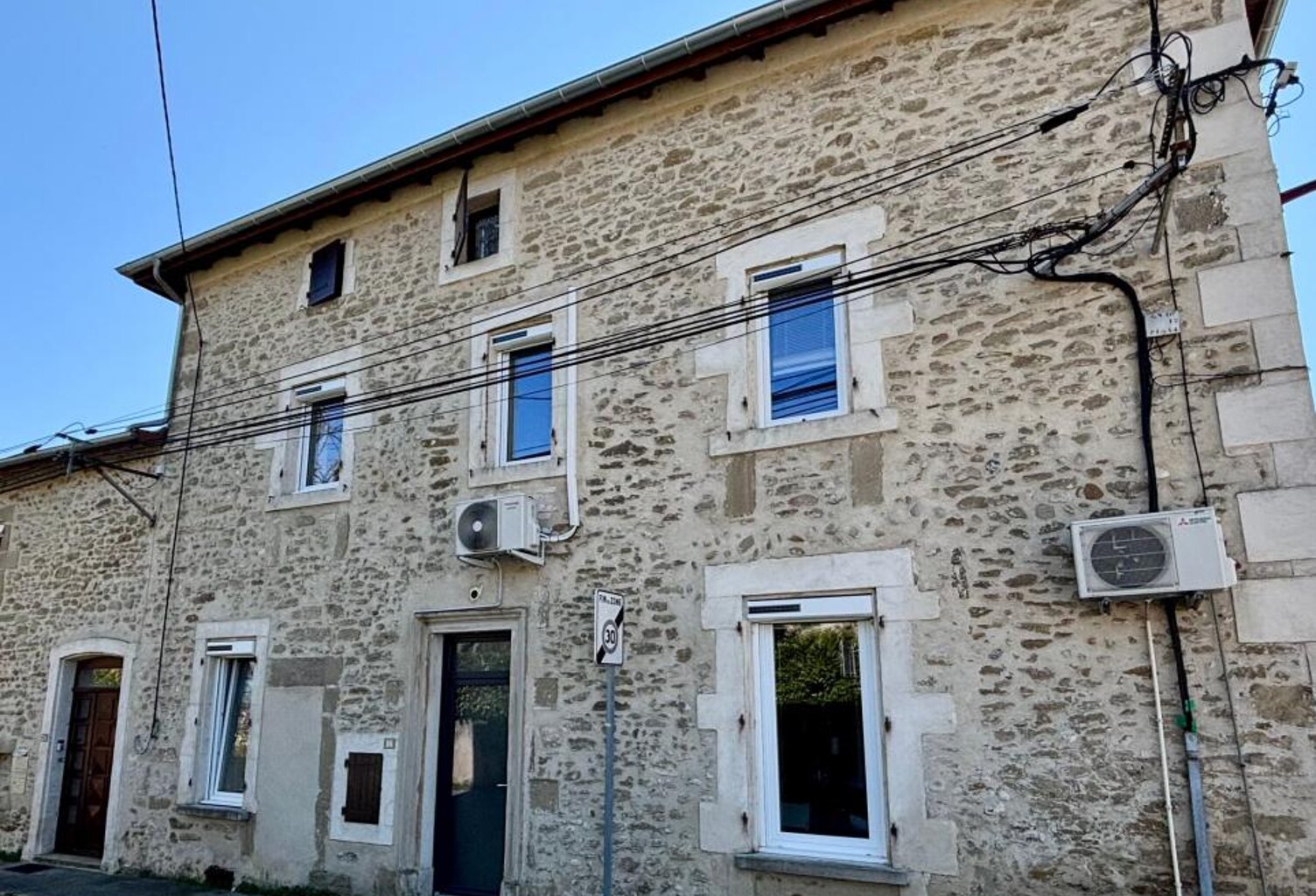 Grande maison de caractère sur Génissieux — photo 1