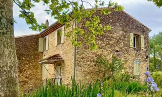 Maison 5 Pièces 125 m² à louer à Mirmande (26270)
