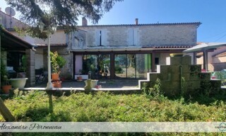 Maison 7 Pièces 202 m² à vendre à Yves (17340)