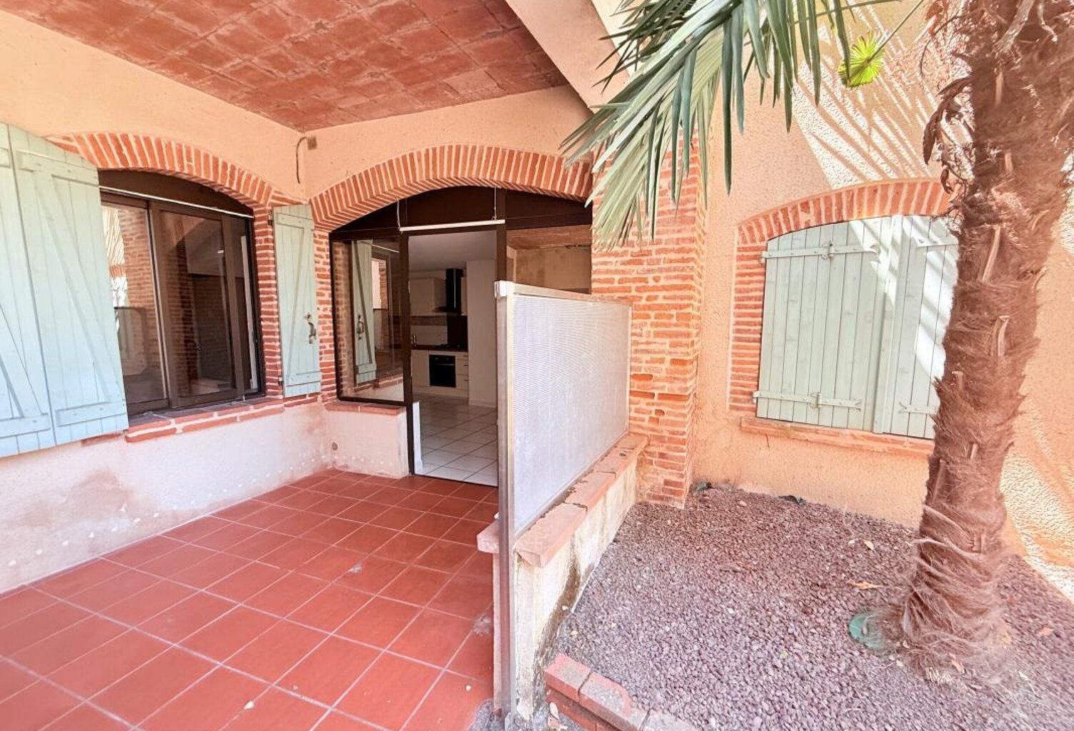 APPARTEMENT T2 TERRASSE ET PLACE DE PARKING MONTAUBAN CENTRE — photo 1