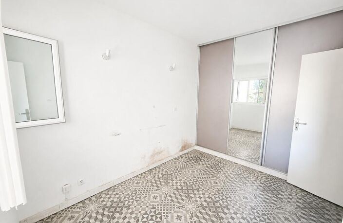 APPARTEMENT T2 TERRASSE ET PLACE DE PARKING MONTAUBAN CENTRE — photo 4