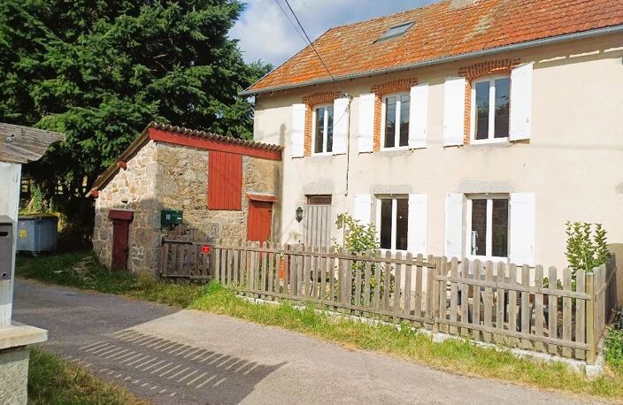 A vendre dans la Creuse, une maison et grange sur 3500m² . — photo 2