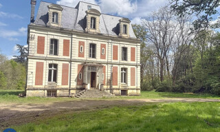Maison 14 Pièces 442 m² à vendre à Amboise (37400)