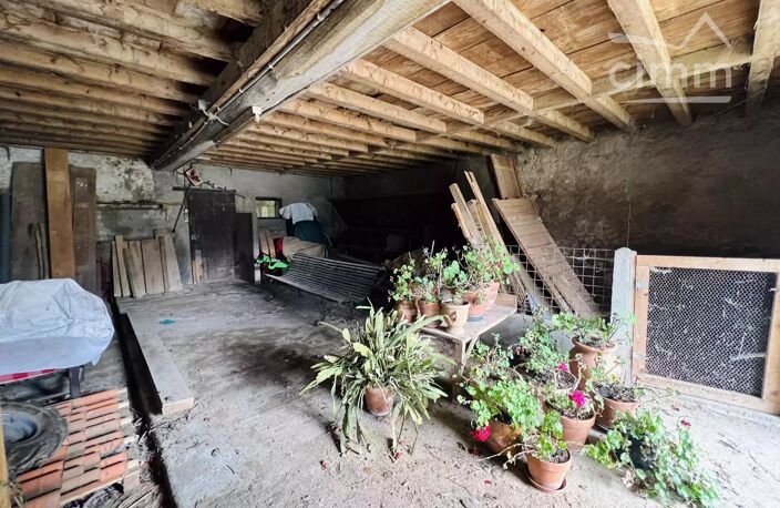 Belle grange avec extérieur à rénover — photo 5
