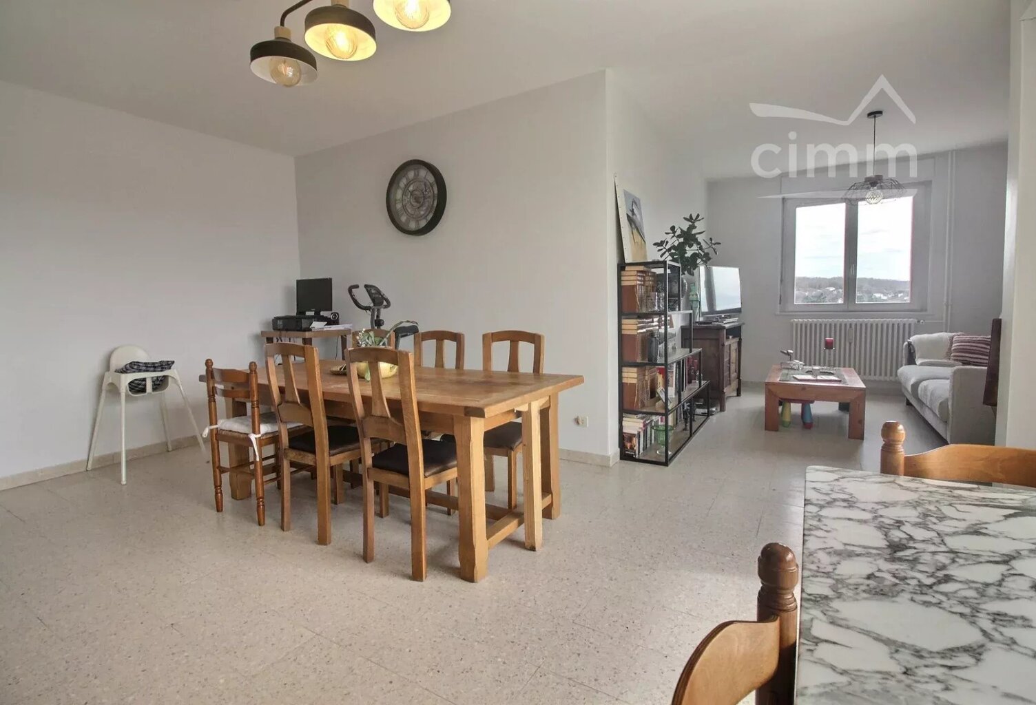 Appartement T3 rénové avec vue imprenable sur le Pilat à Roussil — photo 1