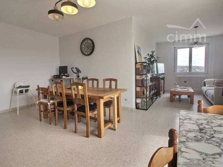 Appartement T3 rénové avec vue imprenable sur le Pilat à Roussil — photo 1