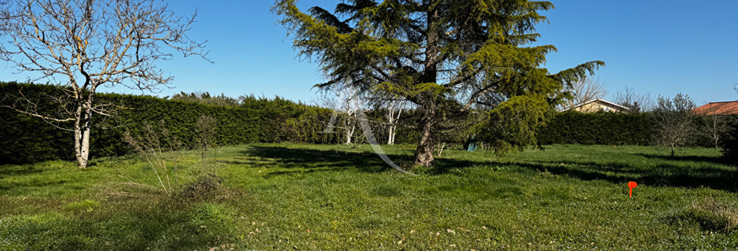 Terrain  869 m² à vendre à Montbartier (82700)