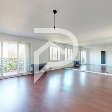 Appartement 5 pièces 2300 €