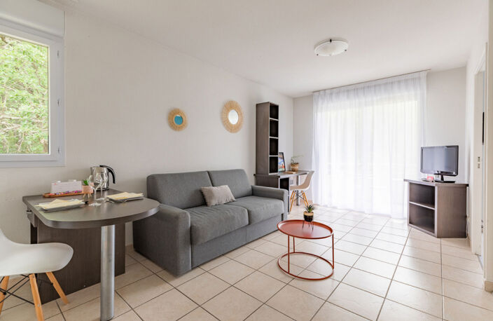 Parking + Appartement + Parking — photo 3