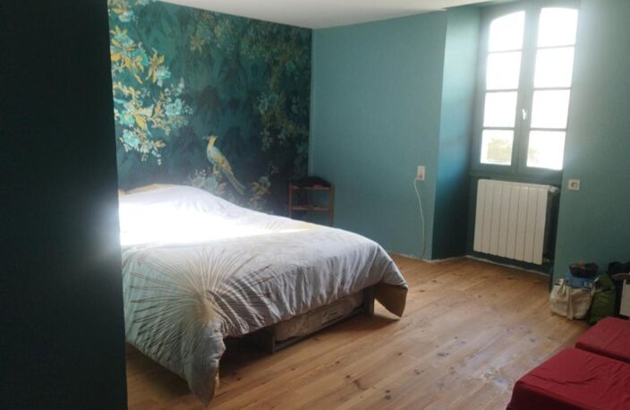 Lascabanes. Maison mitoyenne , bon potentiel. — photo 4