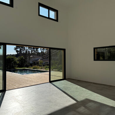 Maison 4 pièces 885000 €