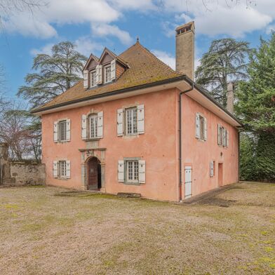 Maison 10 pièces 1520000 €