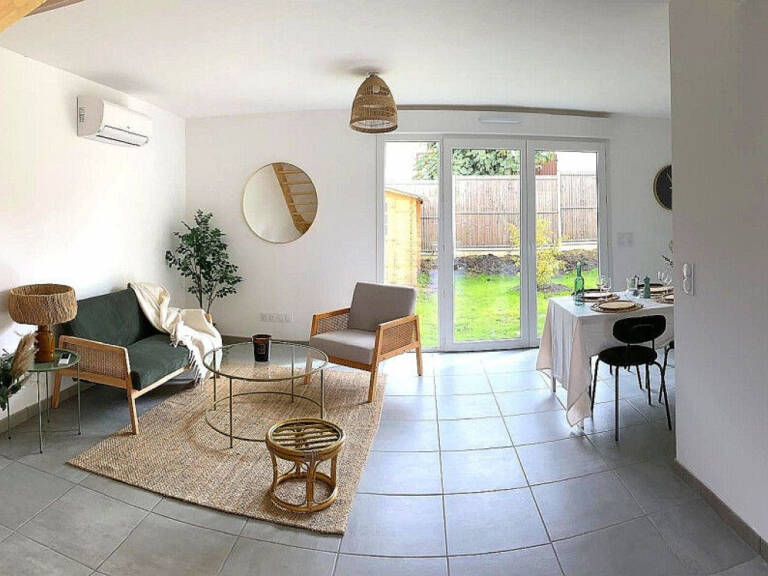 
        Maison

        4 pièces

        86 m²
       — photo 1