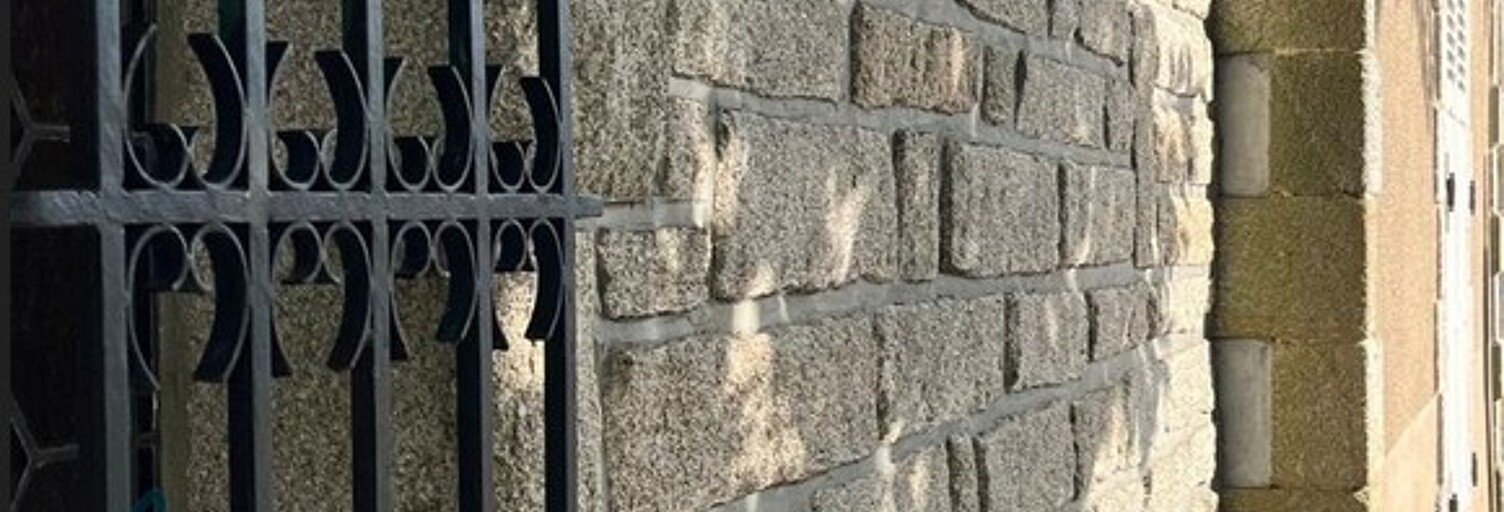 Immeuble  280 m² à vendre à Vannes (56000)