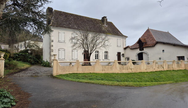 Villa / Maison 9 pièces  à vendre Castagnède 64270
