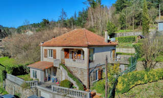 Maison 8 Pièces 137 m² à vendre à Génolhac (30450)