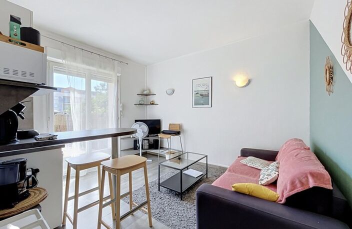 Vente immeuble   Saint-Pierre-des-Corps (37700) — photo 2