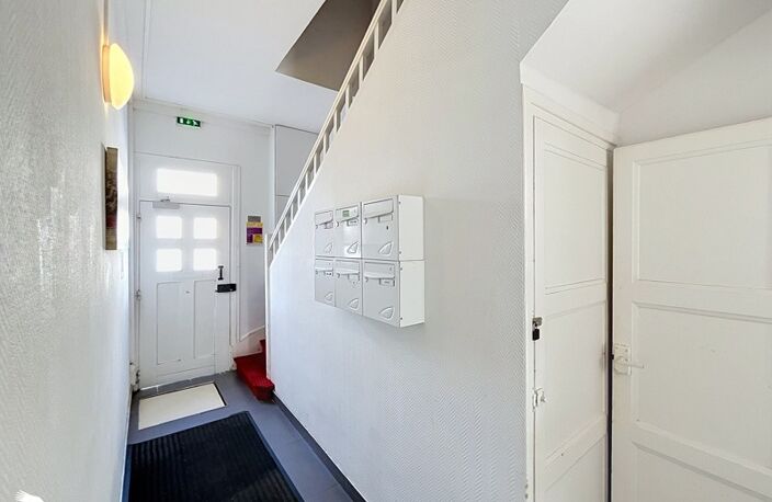 Vente immeuble   Saint-Pierre-des-Corps (37700) — photo 3