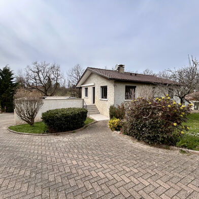 Maison 7 pièces 399000 €