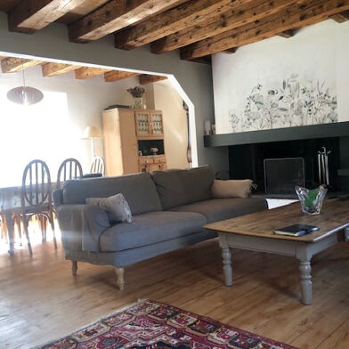 Maison 9 pièces 400000 €