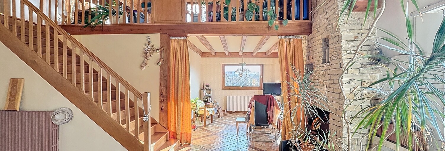 Maison 7 Pièces 216 m² à vendre à Saint-Étienne-de-Crossey (38960)