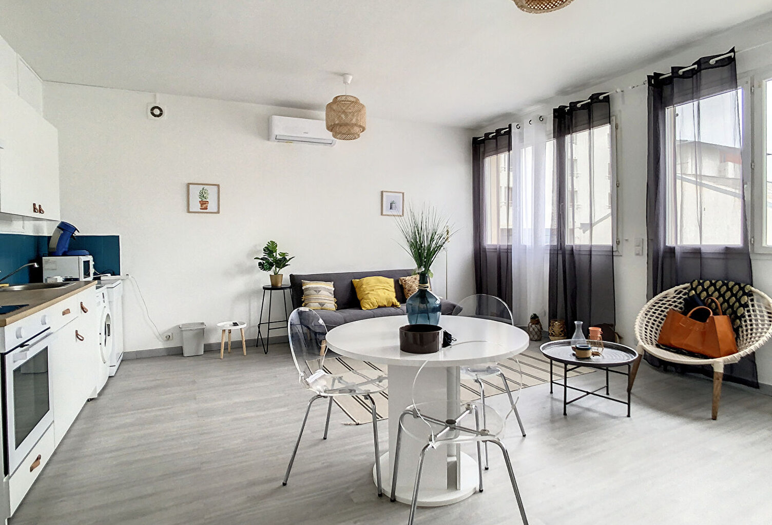 AVIGNON EXTRAMUROS — photo 1