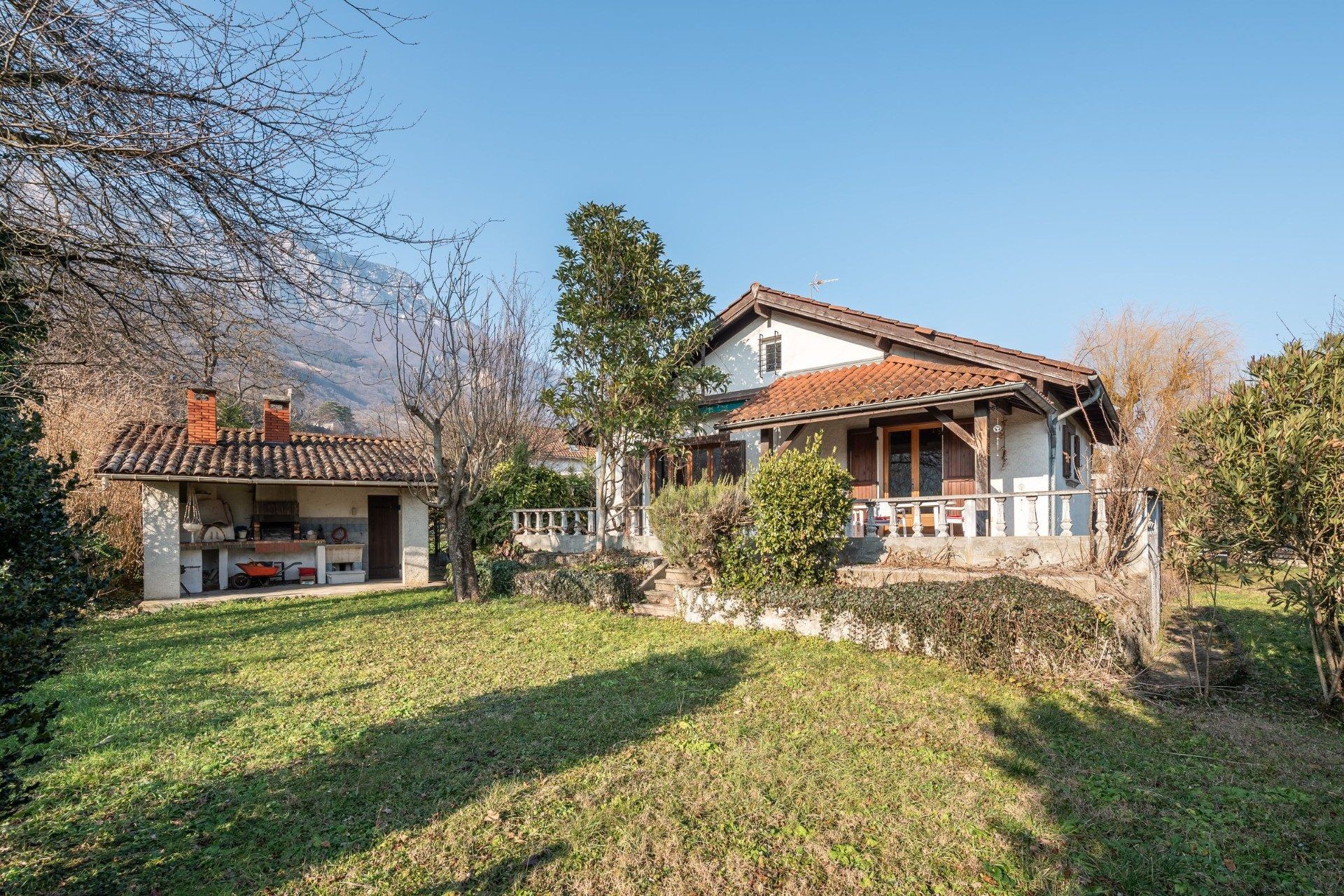 Villa / Maison 8 pièces  à vendre Claix 38640