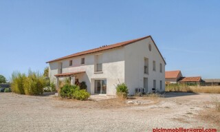 Appartement 2 Pièces 104 m² à louer à Berre-l'Étang (13130)