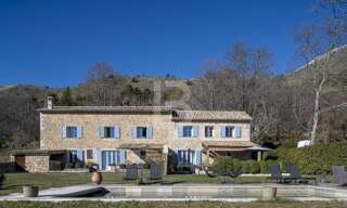 Maison 6 Pièces 220 m² à vendre à Tourrettes-sur-Loup (06140)