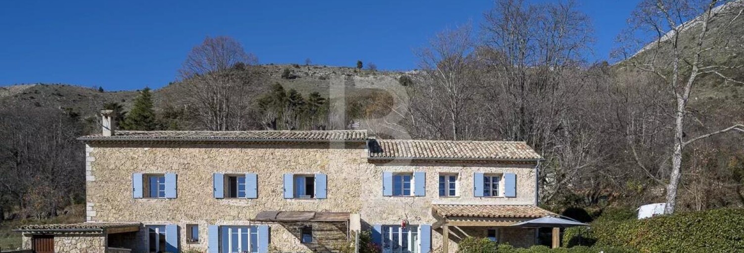 Maison 6 Pièces 220 m² à vendre à Tourrettes-sur-Loup (06140)