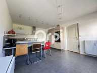 Appartement À Vendre SECTEUR VALMY STADE DES ALPES — photo 2