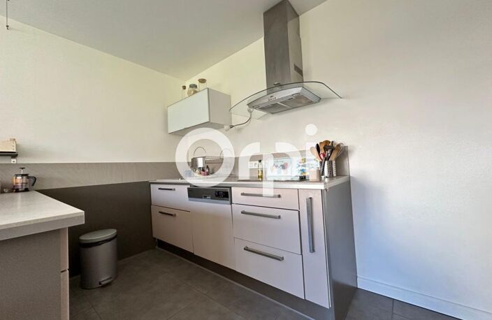 Appartement À Vendre SECTEUR VALMY STADE DES ALPES — photo 5