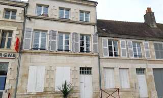 Immeuble  290 m² à vendre à Saint-Savin (86310)