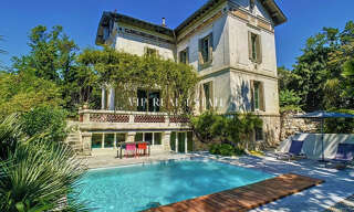 Maison 9 Pièces 210 m² à vendre à Villeneuve-lès-Avignon (30400)