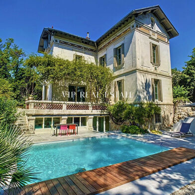 Maison 9 pièces 1100000 €