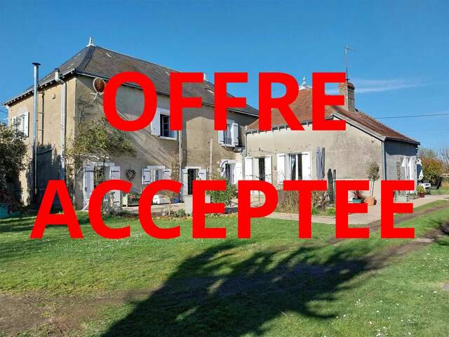 Maison avec piscine et terrain à vendre proche Prissac 36 — photo du bien
