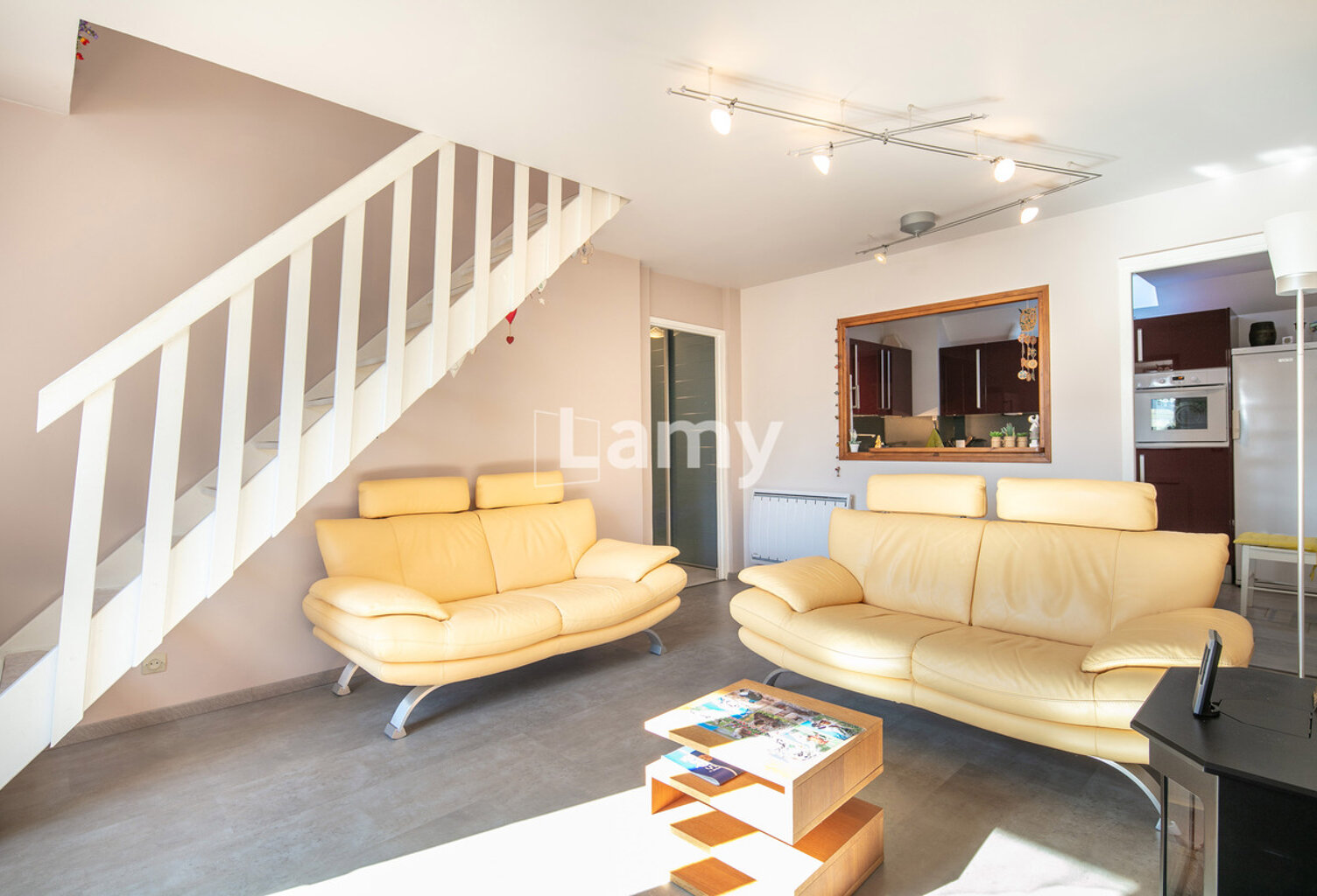 Appartement + 2 Garages + Cellier sur le palier  — photo 1
