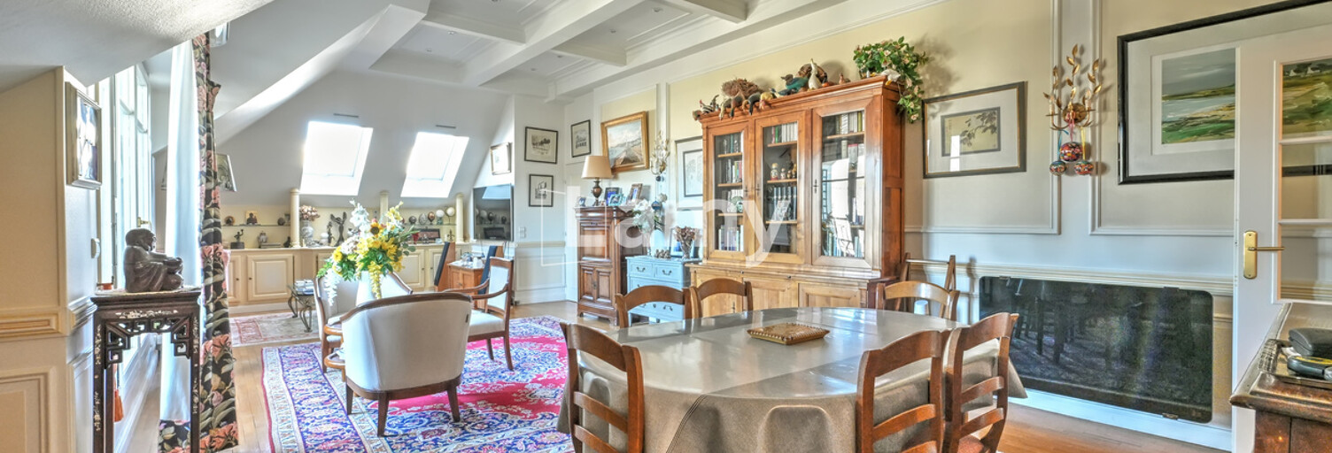 Appartement 5 Pièces 117 m² à vendre à Versailles (78000)