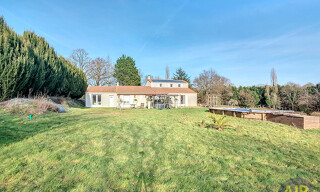 Maison 8 Pièces 221 m² à vendre à Montaigu-Vendée (85600)