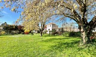 Commerce 4 Pièces 204 m² à vendre à Montcuq-en-Quercy-Blanc (46800)