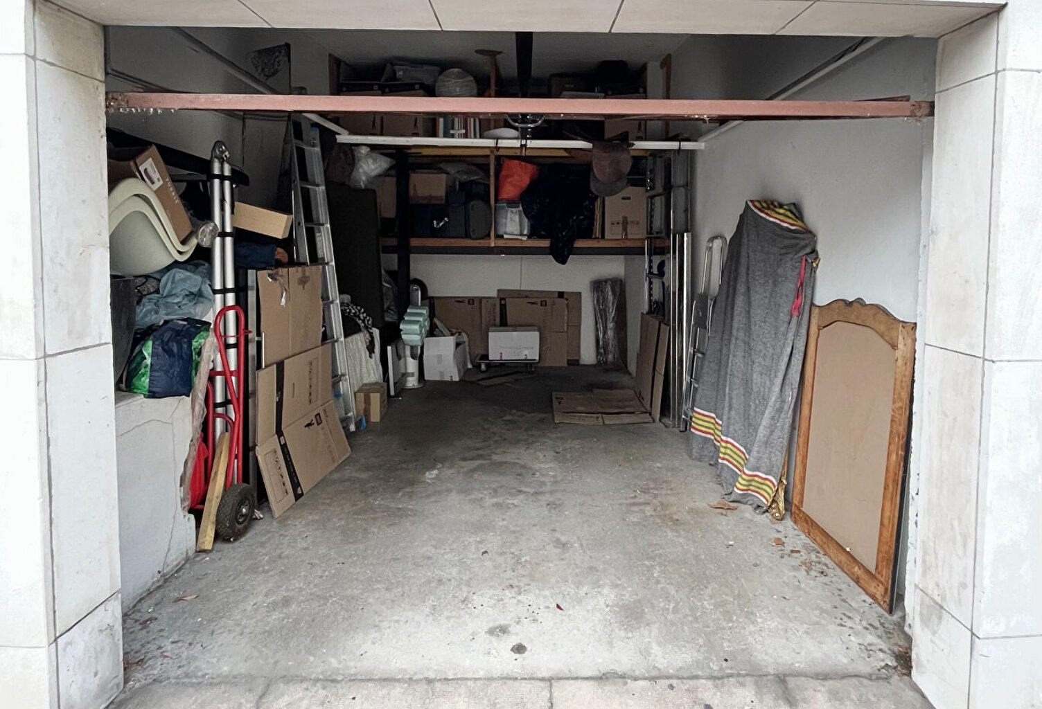 PARKING / BOX PARIS 17M² - 190 000  — photo 1