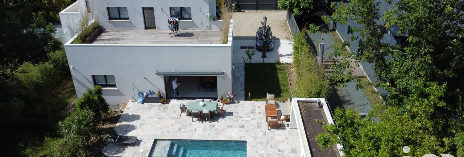 Maison 8 Pièces 280 m² à vendre à Floirac (33270)