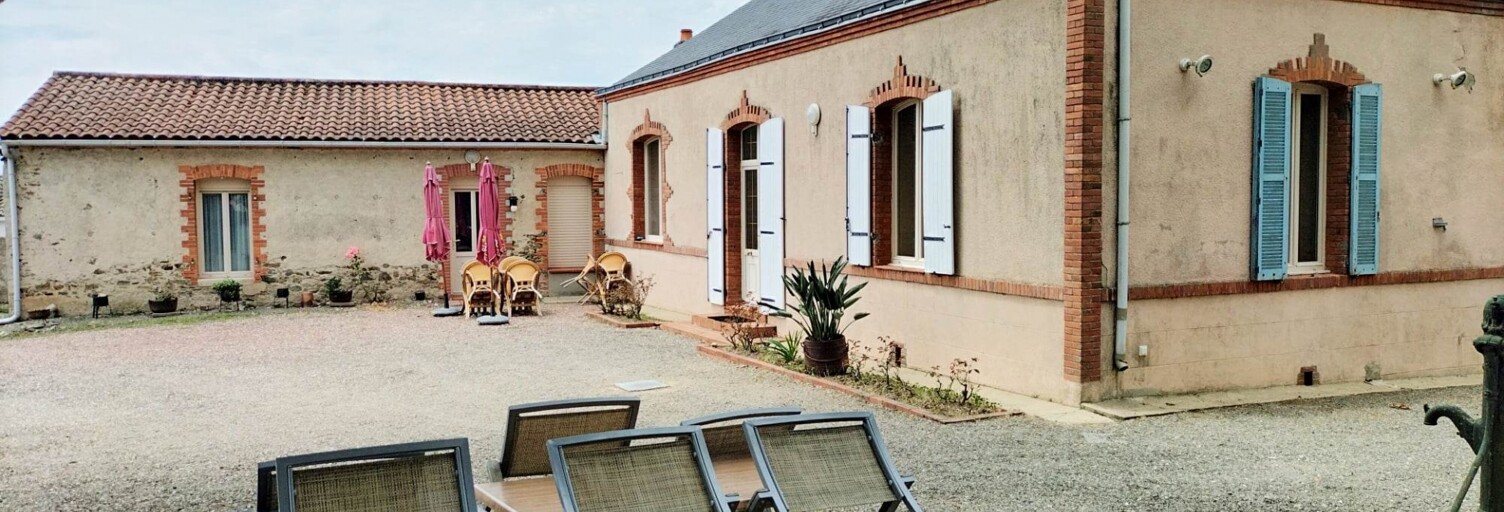 Maison 8 Pièces 173 m² à vendre à Coëx (85220)