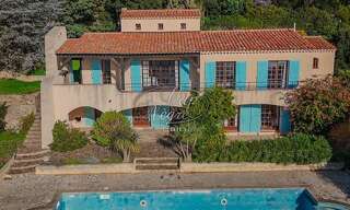 Maison 8 Pièces 222 m² à vendre à Le Lavandou (83980)