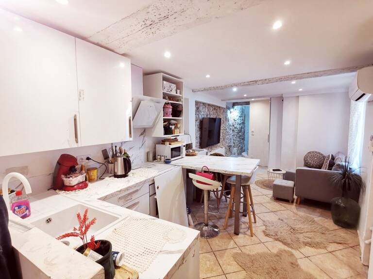 T4 dans une maison de village — photo 1