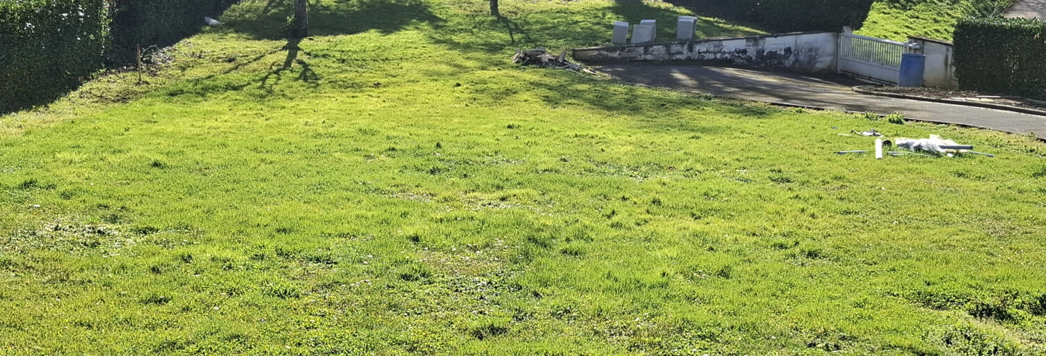 Terrain  1618 m² à vendre à Garris (64120)