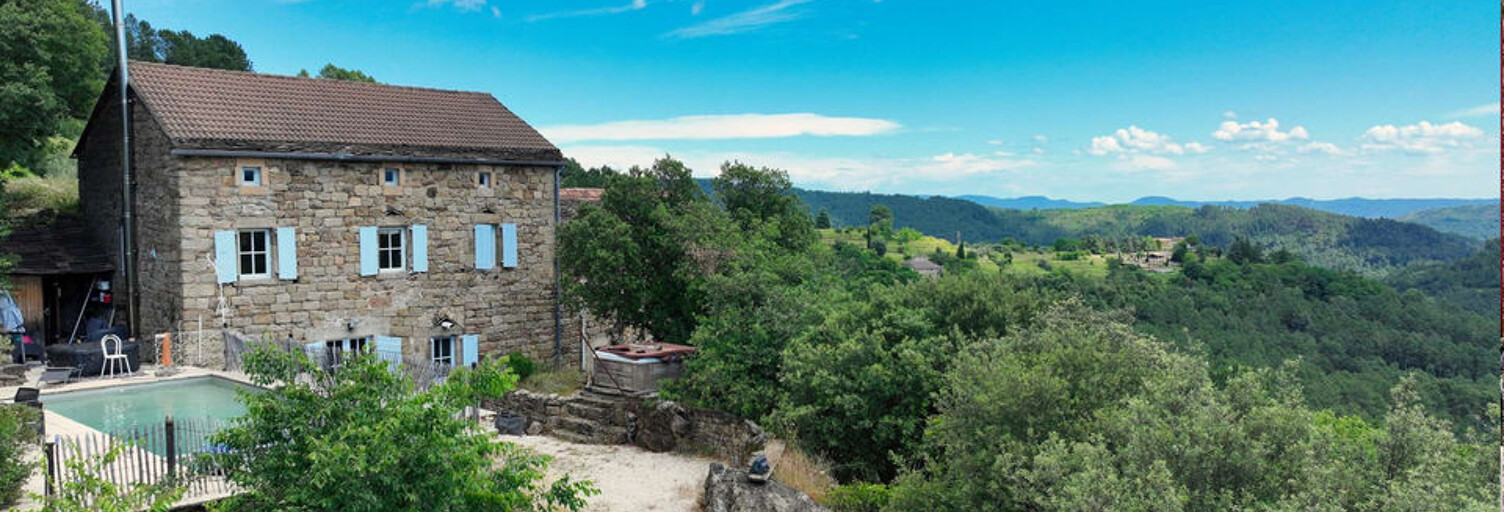 Maison 11 Pièces 317 m² à vendre à Saint-Pierre-Saint-Jean (07140)