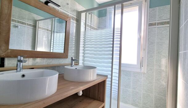 Appartement 3 pièces  à vendre Décines-Charpieu 69150